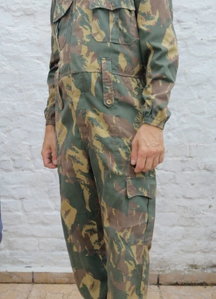 Combinaison camouflage Camo coverall tuta mimetica mono camuflaje overall, marca: Transkei Brushstroke lizard camouflage coverall So, estado: Muito bom, tamanho: L, €175.00, €184.45 inclui Proteção do Comprador