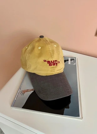 Label vintage cap, merk: Vintage Dressing, staat: Nieuw zonder prijskaartje, maat: Universele maat, € 15,00, € 16,45 inclusief Kopersbescherming