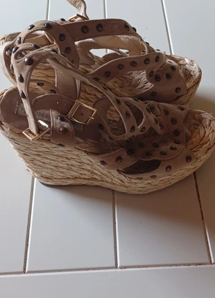 Schoenen sleehak Paloma Barcelo m38, merk: Paloma Barcelo, staat: Heel goed, maat: 38, € 8,00, € 9,10 inclusief Kopersbescherming