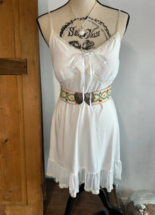 Robe nuisette blanche à dentelle, marque: COQUETTE, état: Très bon état, taille: XXL / 44 / 16, 10,00 €, 11,20 € Protection acheteurs (Pro) incluse