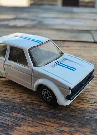 Vw golf 1 gti, brand: Edocar, condizioni: Buone, taglia: Fino a 1 mese / 50 cm, €5.00, €5.95 include la Protezione acquisti