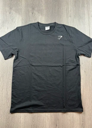 T-shirt Gymshark Noir Taille M Logo Brodé, marca: Gymshark, estado: Novo sem etiquetas, tamanho: M, €20.00, €21.70 inclui Proteção do Comprador