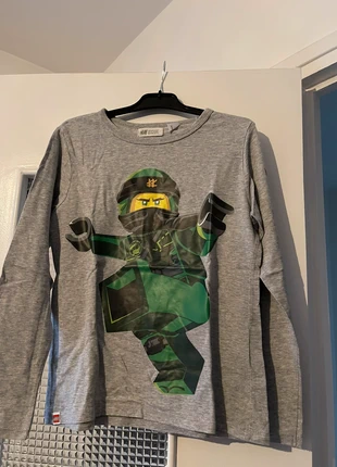 Tee shirt manches longues Ninjago, marke: H&M, zustand: Sehr gut, größe: 8 Jahre / 128, 4,00 €, 4,90 € inklusive Vinted-Käuferschutz