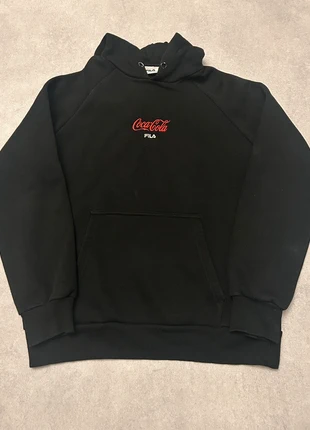 Fila x Coca-Cola hoodie noir logo brodé – taille S, marke: FILA, zustand: Sehr gut, größe: S / 36 / 8, 15,00 €, 16,45 € inklusive Vinted-Käuferschutz