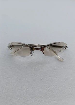 Gafas fashion tienen un diseño futurista y vanguardista transparentes traslucidos, marque: y2k, état: Neuf sans étiquette, 10,00 €, 11,20 € Protection acheteurs incluse