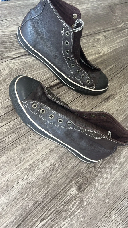Chaussures converse taille 42 - photo numéro 2
