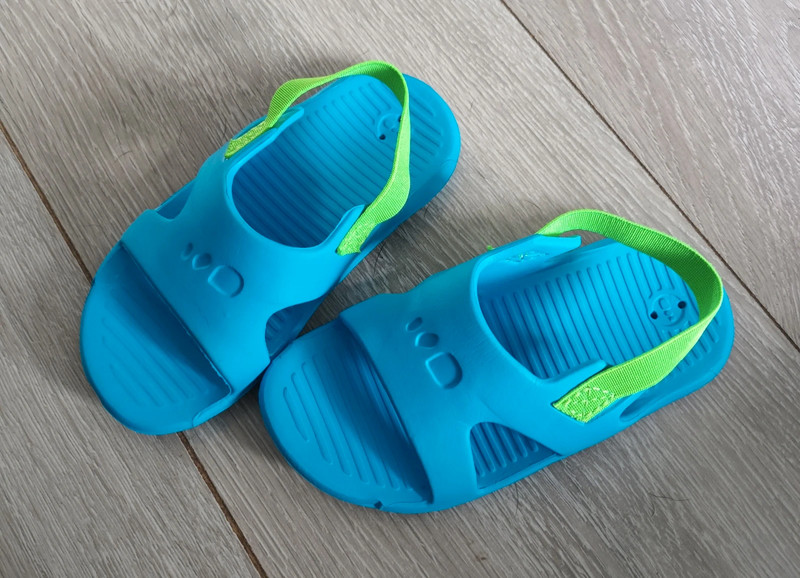 Nabaiji flip flops discount