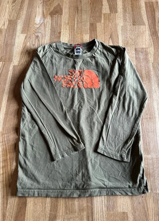 Long T-shirt The North Face Junior XL, marke: The North Face, zustand: Sehr gut, größe: XL, 5,00 €, 5,95 € inklusive Vinted-Käuferschutz