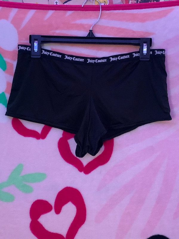 Juicy Couture Girl boxers/booty shorts 1