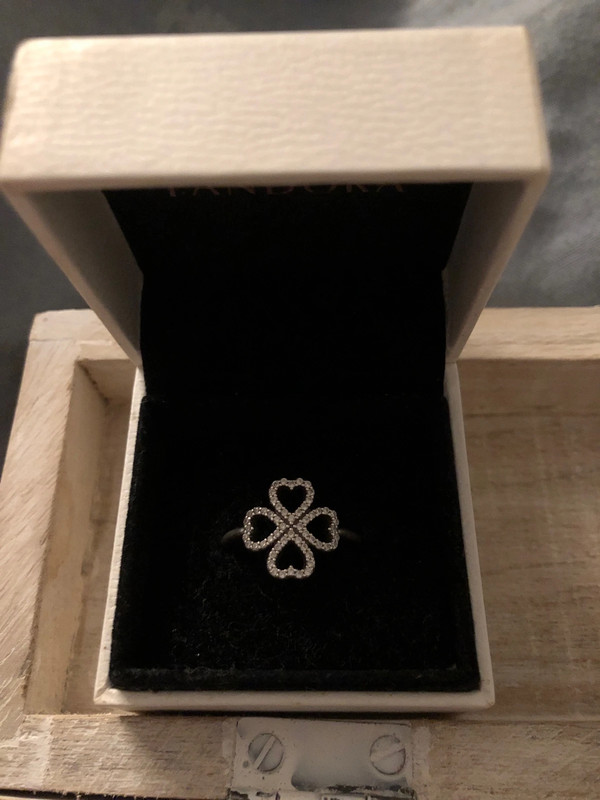 Bague Pandora Trefle Vinted