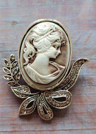 Tre belle Broche retro jaune or, état: Neuf sans étiquette, 6,80 €, 7,84 € Protection acheteurs incluse
