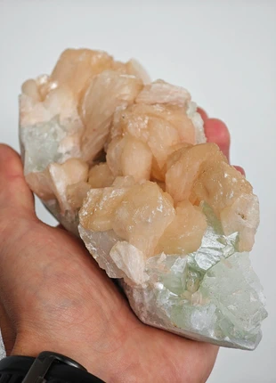 Apophylite verte - Stilbite - Micro Stilbite - Inde - 1053 grammes, brand: Mineralogie, condizioni: Ottime, €70.00, €74.20 include la Protezione acquisti Pro