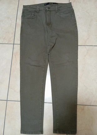 Pantalone Slim Fit da uomo taglia 46 (L) Piazza Italia, colore Cachi/Verde Scuro, marca: Piazza Italia, estado: Novo sem etiquetas, tamanho: PT 46 | W36, €5.00, €5.95 inclui Proteção do Comprador