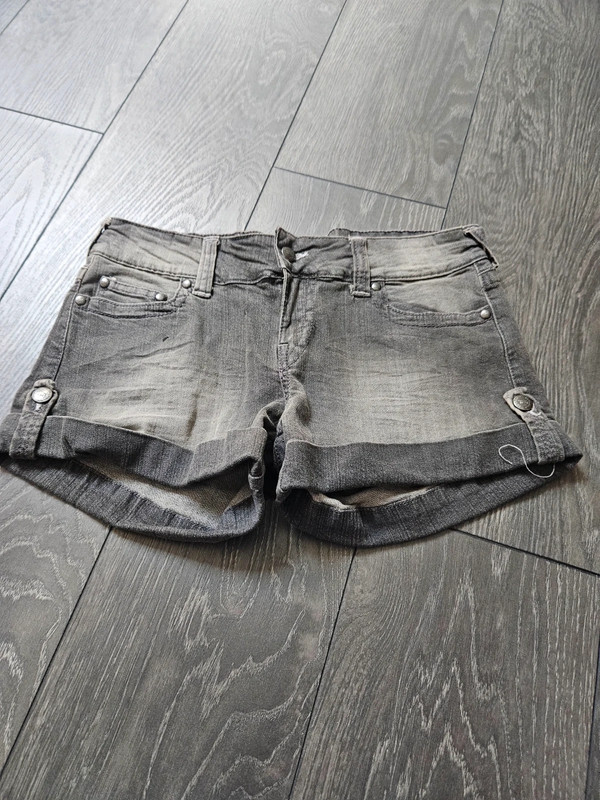 To the max denim short 1