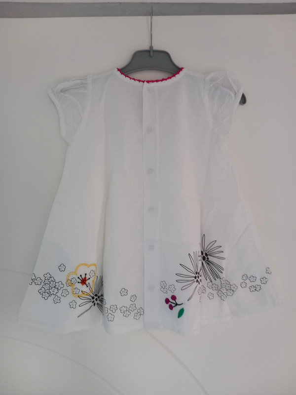 Robe blanche fleurs 18 mois Catimini Vinted