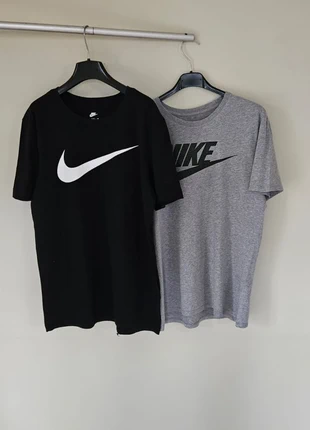 Nike Black & Grey Basic T-Shirt Set, marque: Nike, état: Bon état, taille: S, 10,00 €, 11,20 € Protection acheteurs incluse