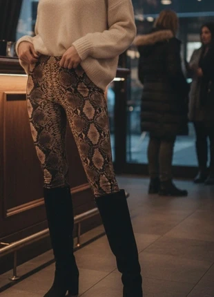 Leggins efecto piel serpiente, marque: Local, état: Neuf sans étiquette, taille: S / 36 / 8, 6,00 €, 7,00 € Protection acheteurs incluse