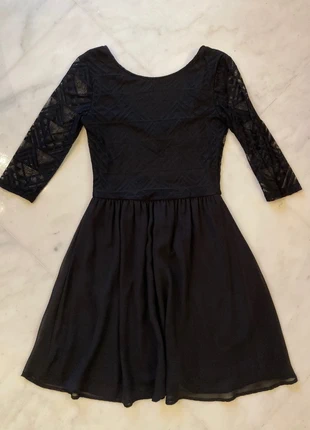 Vestito H&M Divided, marca: H&M Divided, estado: Nuevo sin etiquetas, tamaño: XS / 34 / 6, 10,00 €, 11,20 € Protección al comprador incluida