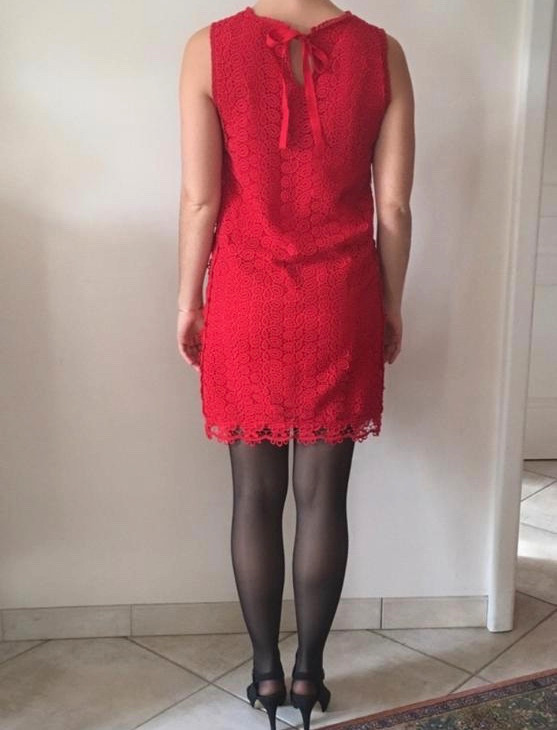 Robe rouge dentelle Massimo dutti Vinted