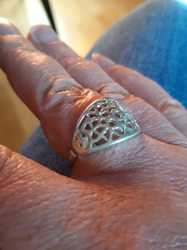 Bague fantaisie ajustable - photo numéro 2