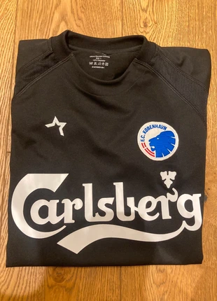 Maglietta da calcio Copenhageh 2003/2004 home taglia M, marque: F.C. Copenhagen, état: Très bon état, taille: M, 60,00 €, 63,70 € Protection acheteurs incluse