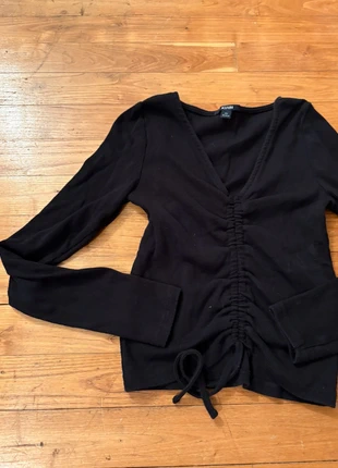 Haut noir, merk: Jennyfer, staat: Heel goed, maat: XS, € 3,50, € 4,38 inclusief Kopersbescherming