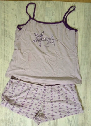 Pyjama , merk: Etam, staat: Goed, maat: M / 38 / 10, € 3,00, € 3,85 inclusief Kopersbescherming