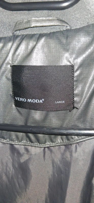 Manteau très chaud - photo numéro 3