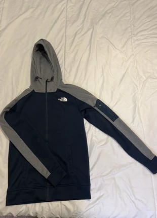 Veste zip The North Face, marque: The North Face, état: Bon état, taille: XS, 10,00 €, 11,20 € Protection acheteurs incluse
