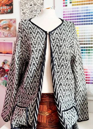 Cardigan fantasia Chevron caldo, marque: Charles Vögele, état: Très bon état, taille: S / 36 / 8, 5,00 €, 5,95 € Protection acheteurs incluse
