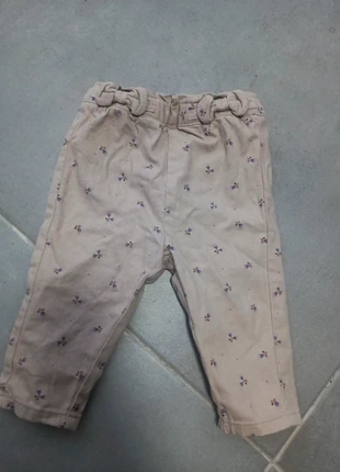 Pantalon vertbaudet 9 mois , brand: Vertbaudet, condizioni: Ottime, taglia: 6-9 mesi / 68 cm, €3.00, €3.85 include la Protezione acquisti