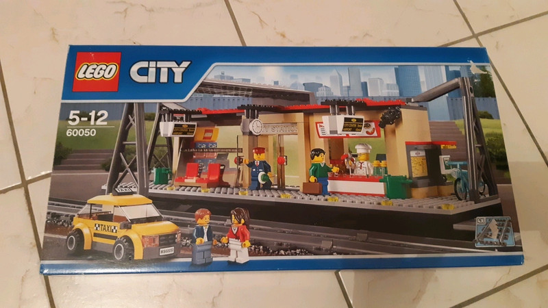La gare Lego City 60050