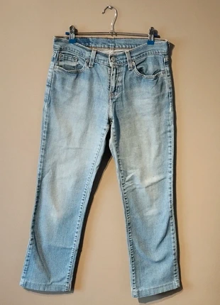 Jean coupe droite Levi's Vintage W29 L34 femme, marke: Levi's, zustand: Sehr gut, größe: M / 38 / 10, 15,00 €, 16,45 € inklusive Vinted-Käuferschutz