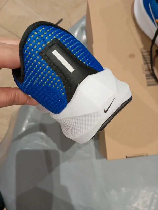 Nike Pegasus 40 taille 38.5 - photo numéro 6