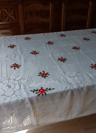 Nappe fleurie et ses 8 serviettes, merk: sansnom., staat: Nieuw zonder prijskaartje, € 8,00, € 9,10 inclusief Kopersbescherming