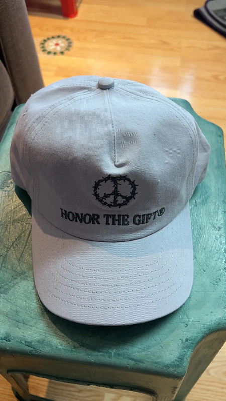 Honor the gift Hat luxury designer brand