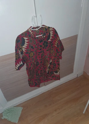 Camisamulticolor, marque: Local, état: Très bon état, taille: M, 3,50 €, 4,38 € Protection acheteurs incluse