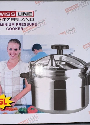 Cocotte Minute Autocuiseur Alu 2,5 L tout feux induction, marque: swissline, état: Neuf avec étiquette, 29,90 €, 32,10 € Protection acheteurs (Pro) incluse