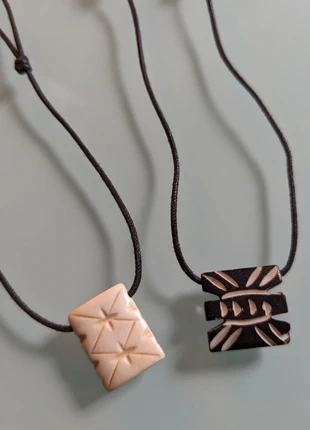 Lot de 2 colliers réglables, estado: Muito bom, €4.00, €4.90 inclui Proteção do Comprador