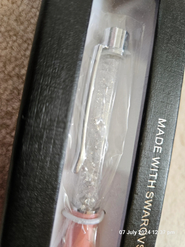 Brand new Swarovski Elements pen - pink barrel 2