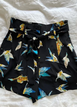 Bird print paperbag Bermuda shorts 🦜, brand: Zara, condition: New without tags, size: S / UK 8-10, £15.00, £16.45 includes Buyer Protection