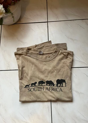 Tee-shirts Vic bay imprimé manche courte, brand: vic bay, condition: Good, size: S, €3.00, €3.85 includes Buyer Protection