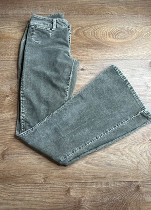 Pantalon en Velour Côtelé Silver Jeans Gris / Vert - Taille 27 - Coupe Evasé, brand: Vintage Dressing, condition: Very good, size: S / 36 / 8, €14.00, €15.40 includes Buyer Protection