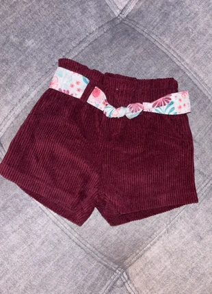 Short bébé fille, marke: Creeks, zustand: Sehr gut, größe: 6-9 Monate / 68, 3,50 €, 4,38 € inklusive Vinted-Käuferschutz