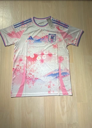 Maillot concept Japon blanc édition montagne S Homme, marke: Concept, zustand: Neu, mit Etikett, größe: S, 29,99 €, 32,19 € inklusive Vinted-Käuferschutz
