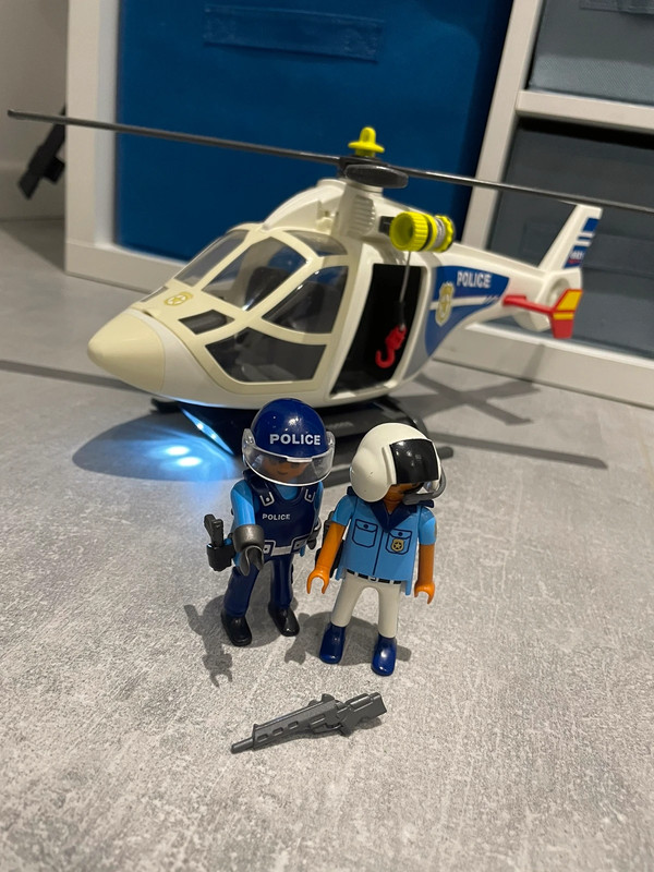 Hélicoptère de police avec projecteur Playmobil