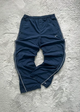 Nike Trackpants – Blue & White | Size M | Sporty Casual Style, marca: Nike, estado: Muito bom, tamanho: M, €39.99, €42.69 inclui Proteção do Comprador
