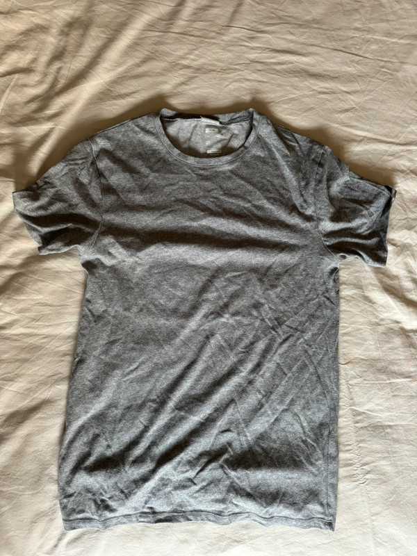 T shirt decathlon 1