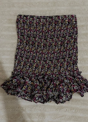 jupe fleurie new worker, marke: New Yorker, zustand: Sehr gut, größe: XS / 34 / 6, 3,00 €, 3,85 € inklusive Vinted-Käuferschutz