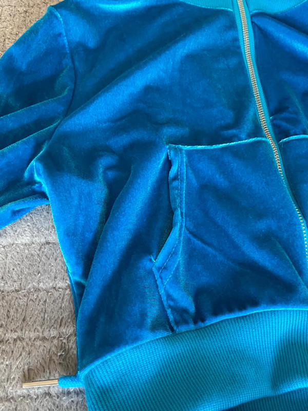 Blue Velvet Sweat Suit 4